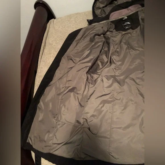 Womens north face rain jacket - Picture 7 of 13